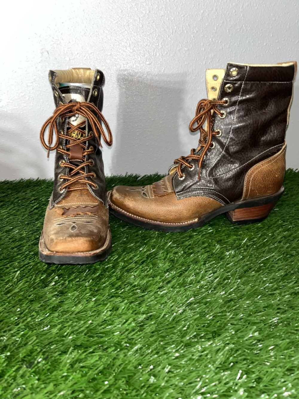 Brown Lace-Up Cowgirl Women’s Boots 9.5 - Picture 8 of 12